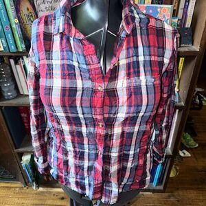 American Eagle red plaid concert button down oversized shirt
